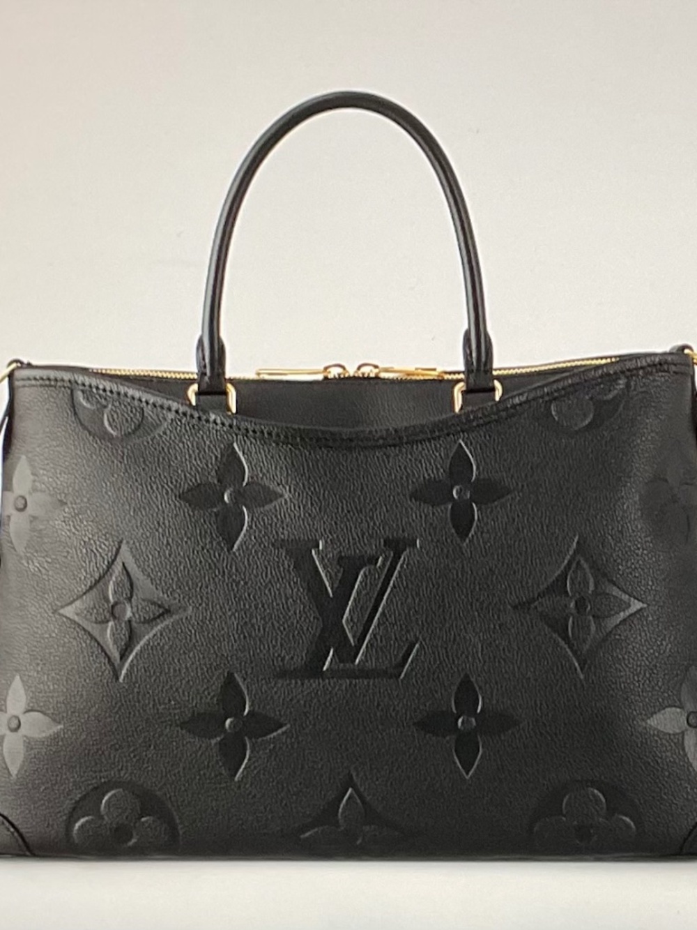 LOUIS VUITTON Trianon MM - M46487.